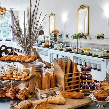 Grand Gallia & Londres Hotel 4*