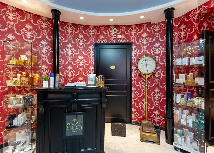 Grand Gallia & Londres Hotel 4*