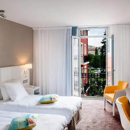 Grand Gallia & Londres Hotel Lurdy