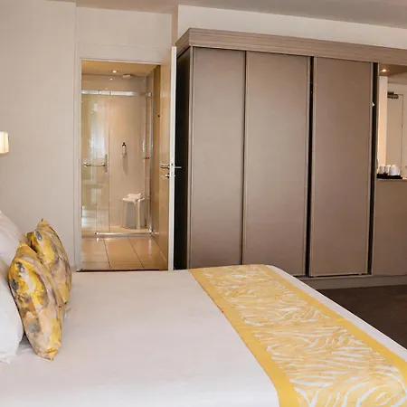 Grand Gallia & Londres Hotel Lurdy