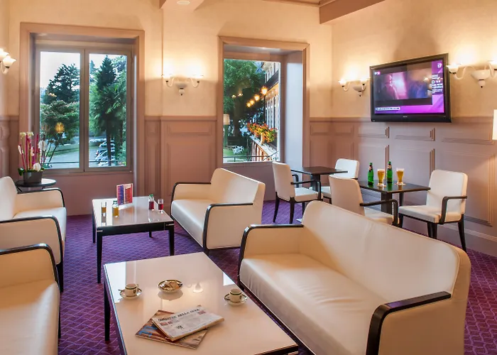 ホテル Grand Gallia & Londres 4*