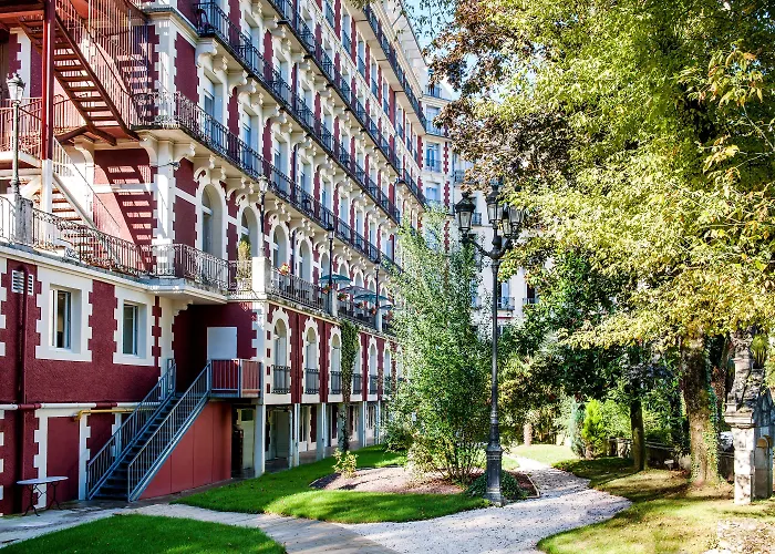 Grand Gallia & Londres Hotel 4*