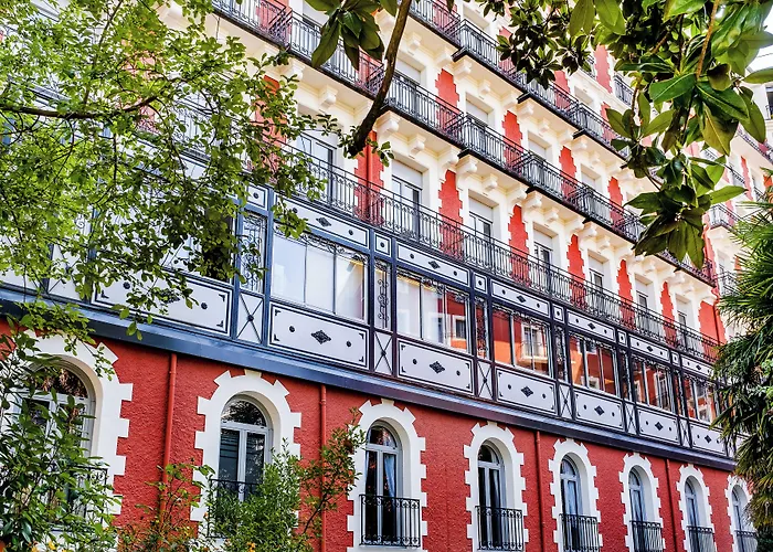 Grand Gallia & Londres Hotell 4*